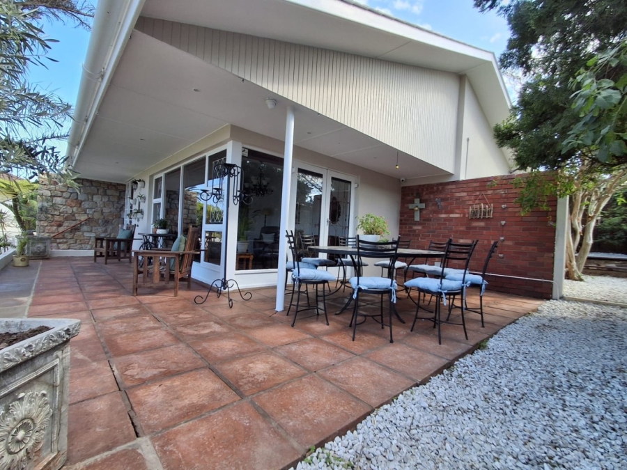 3 Bedroom Property for Sale in Mangold Park Eastern Cape